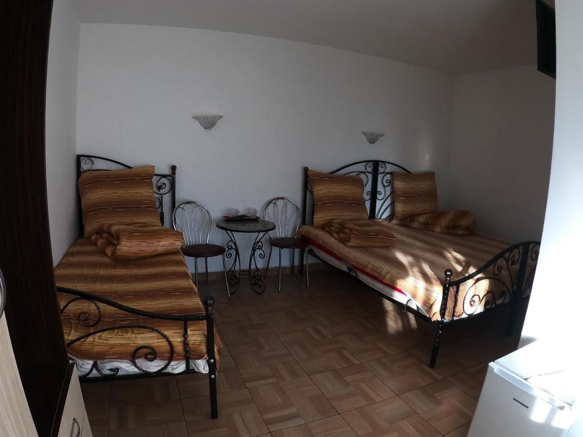 Motel Aris Meridian Piatra Neamţ 外观 照片