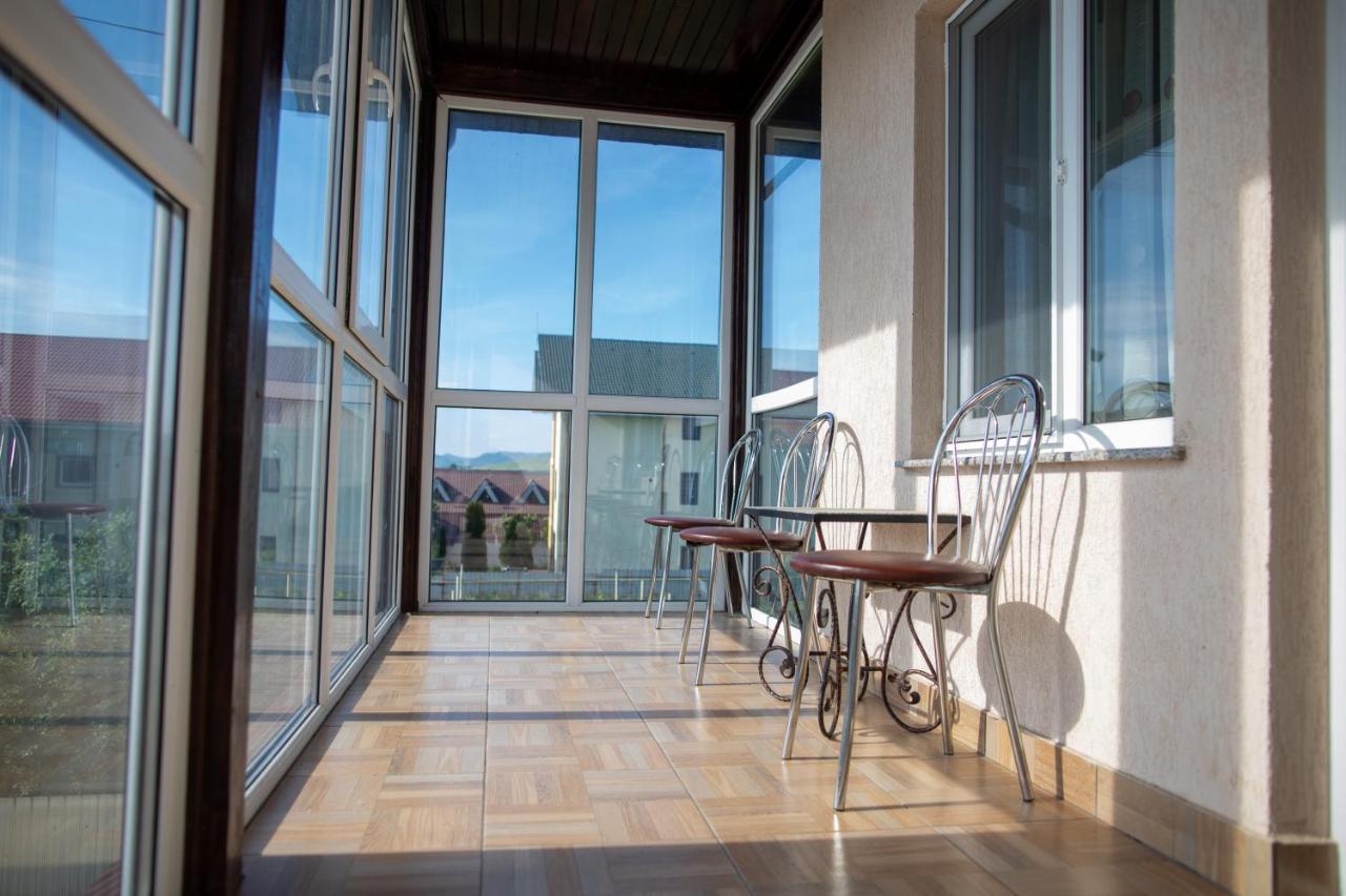 Motel Aris Meridian Piatra Neamţ 外观 照片