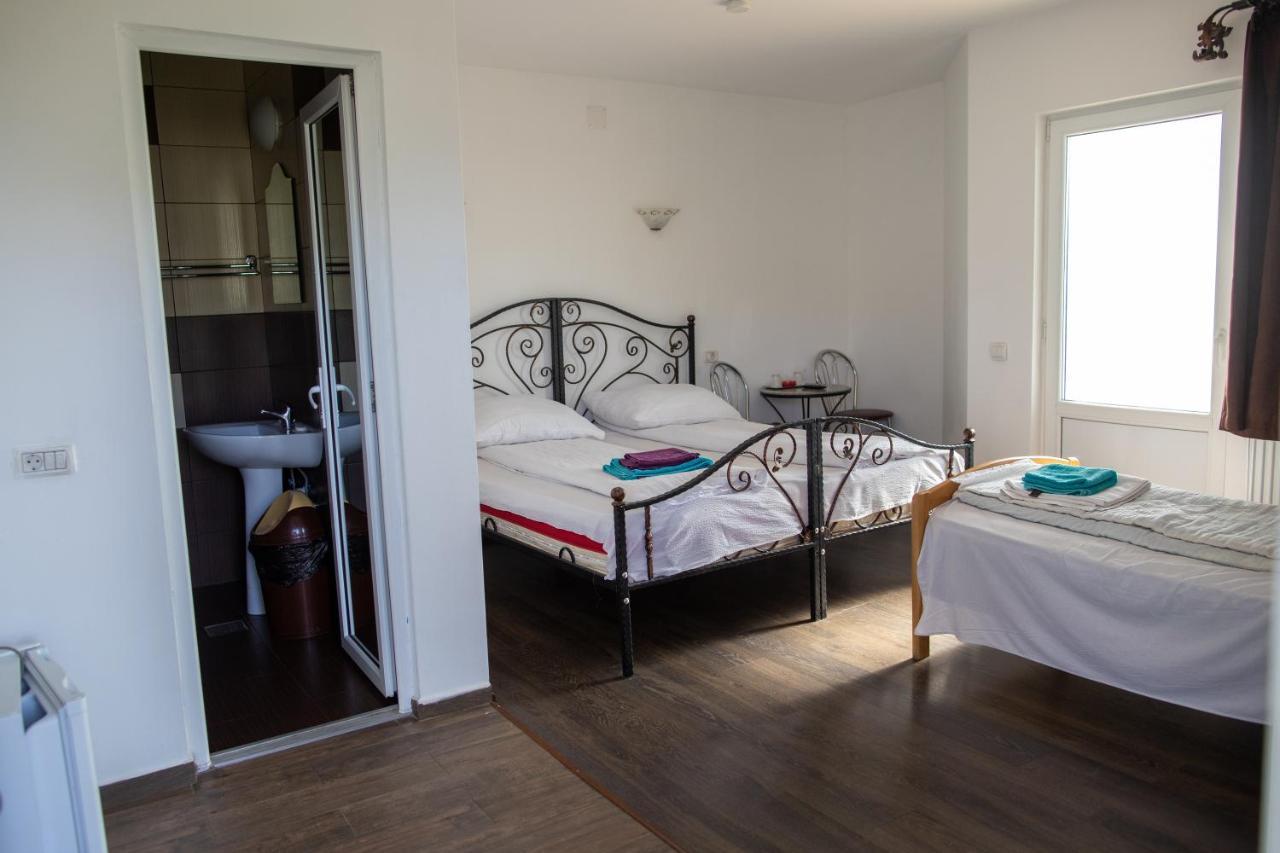 Motel Aris Meridian Piatra Neamţ 外观 照片