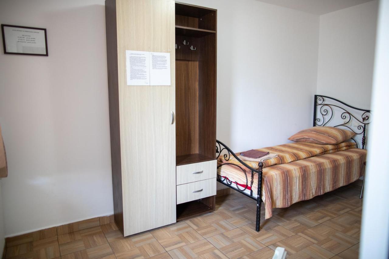 Motel Aris Meridian Piatra Neamţ 外观 照片