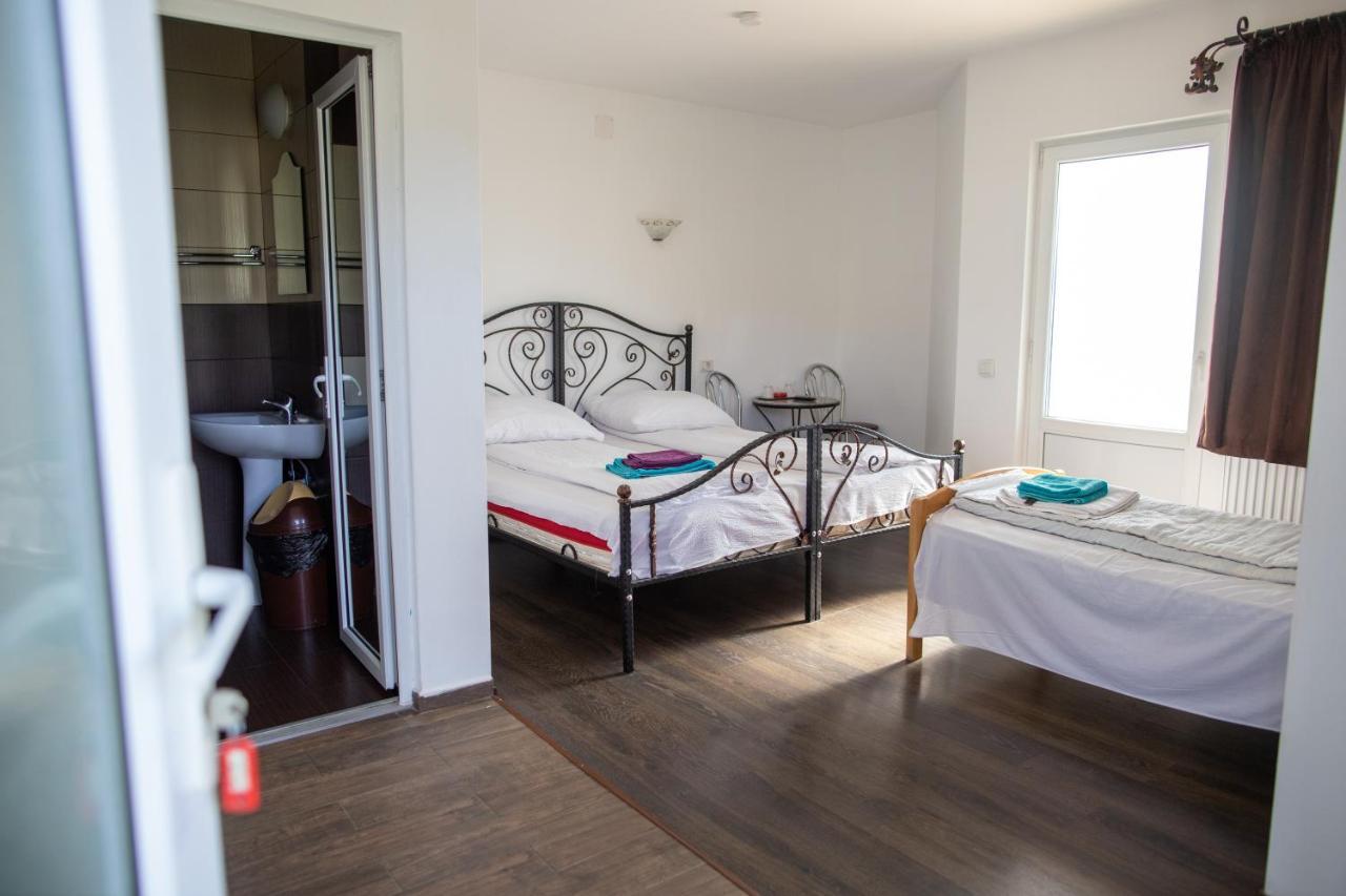 Motel Aris Meridian Piatra Neamţ 外观 照片