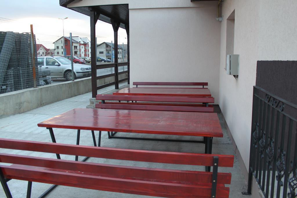 Motel Aris Meridian Piatra Neamţ 外观 照片