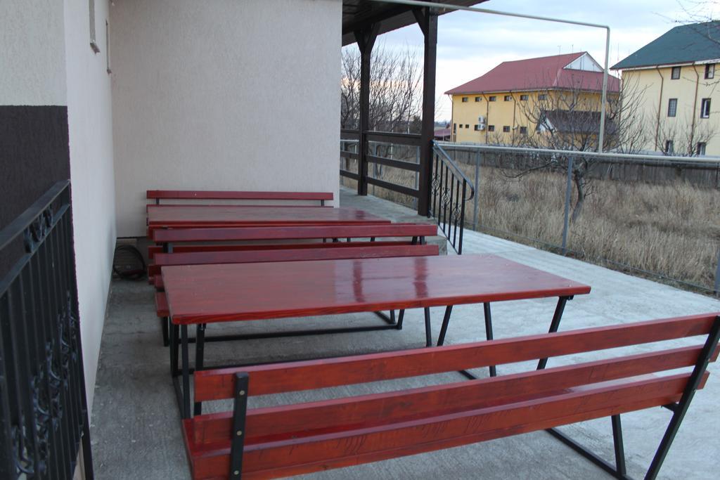 Motel Aris Meridian Piatra Neamţ 外观 照片