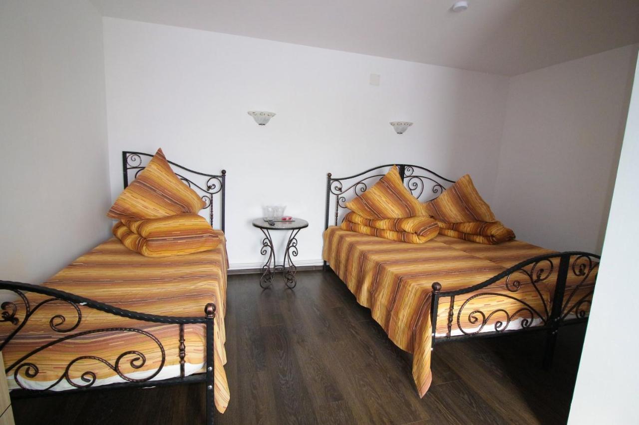 Motel Aris Meridian Piatra Neamţ 外观 照片