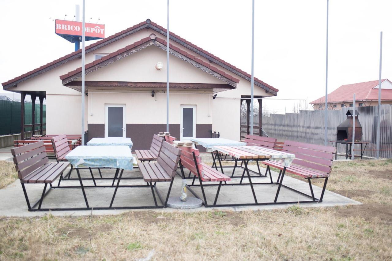 Motel Aris Meridian Piatra Neamţ 外观 照片